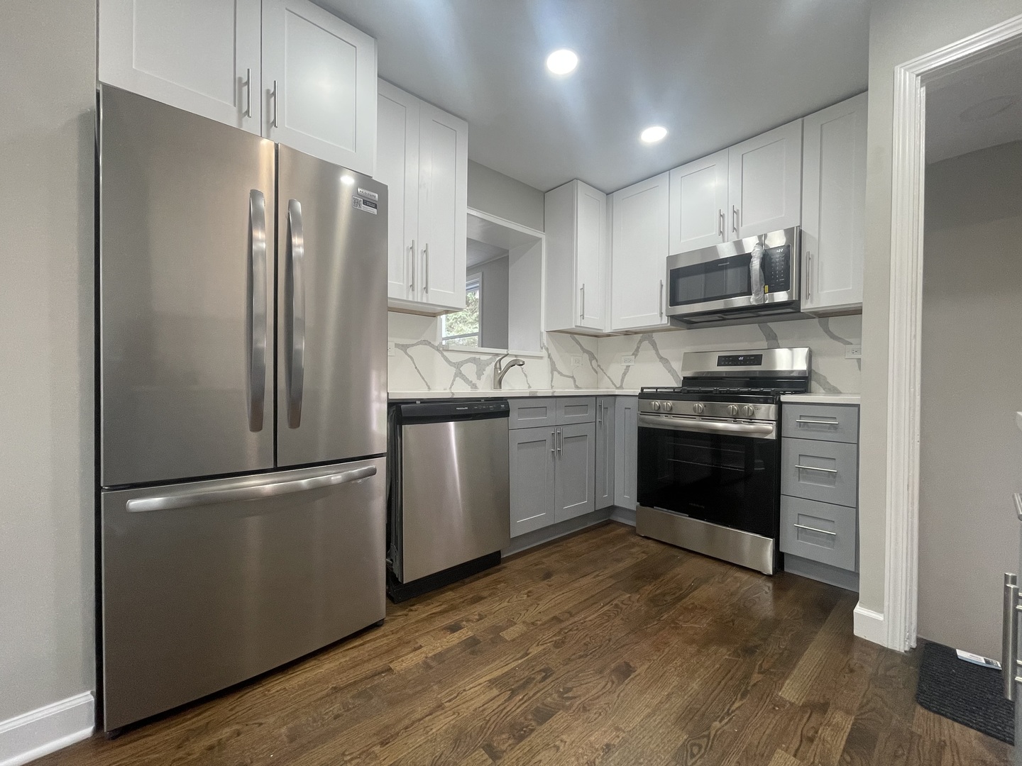 2513 5th Avenue North Riverside, IL 60546 - Photo 8 of 27