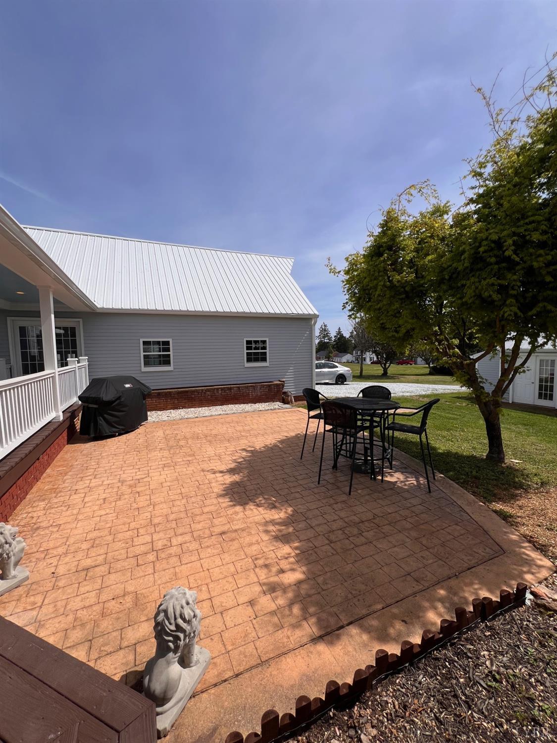 260 North Main Street Amherst, VA 24521 - Photo 4 of 54