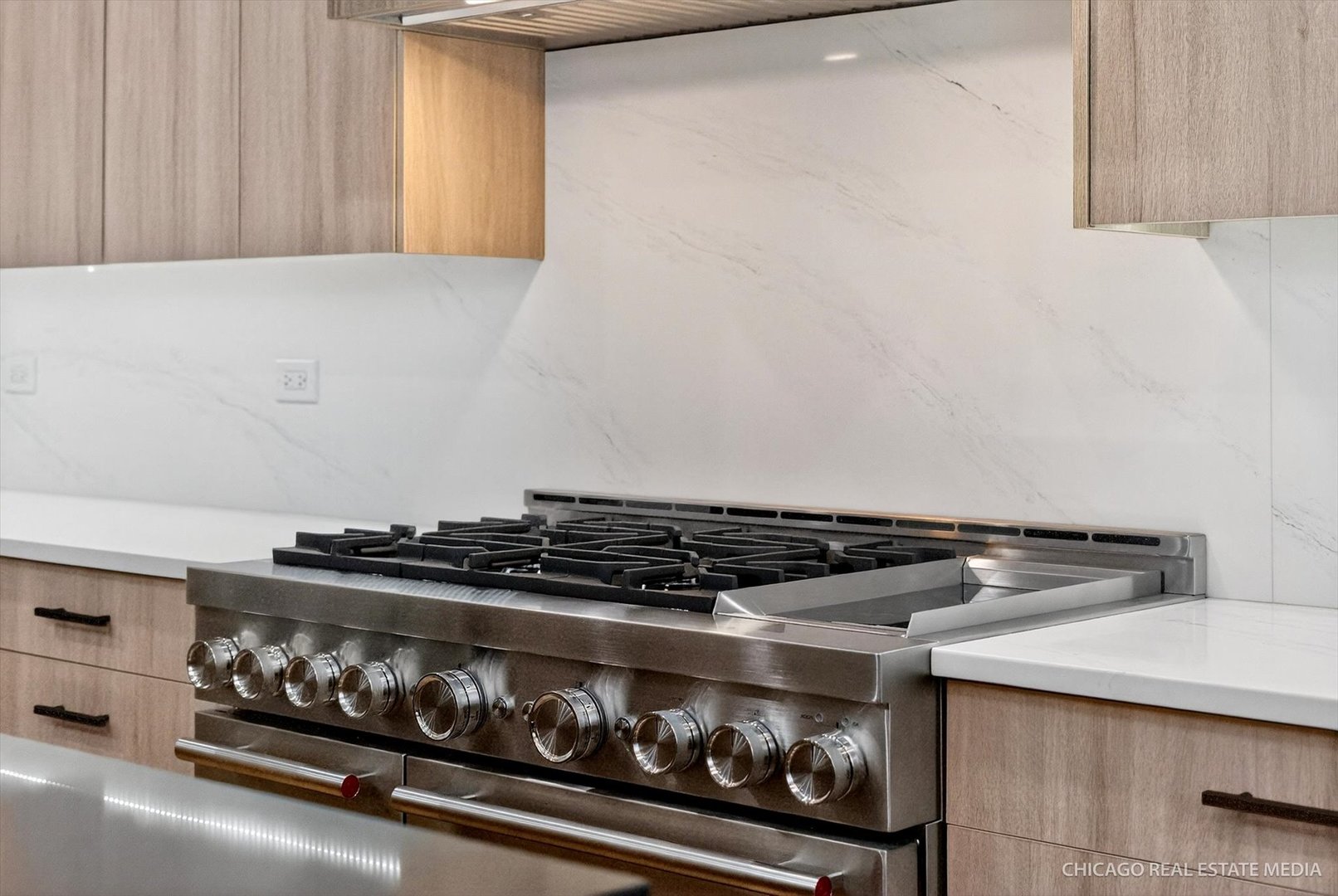 6090 Belmont Road Downers Grove, IL 60516 - Photo 23 of 75