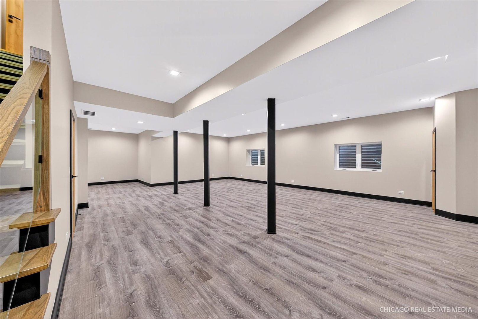 6090 Belmont Road Downers Grove, IL 60516 - Photo 60 of 75 a view of empty room with wooden floor