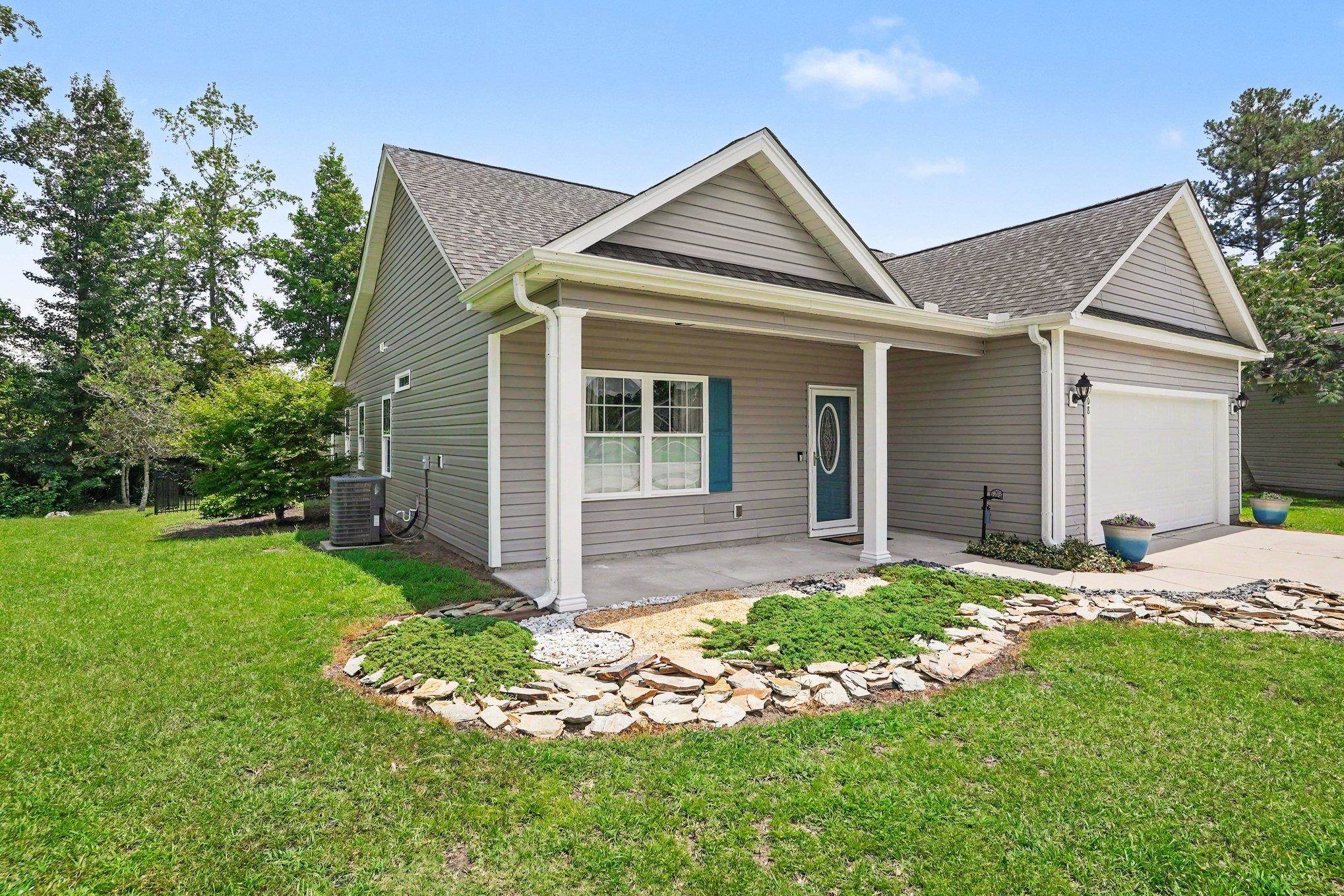 708 Silver Slipper Court Loris, SC 29569 - Photo 2 of 32