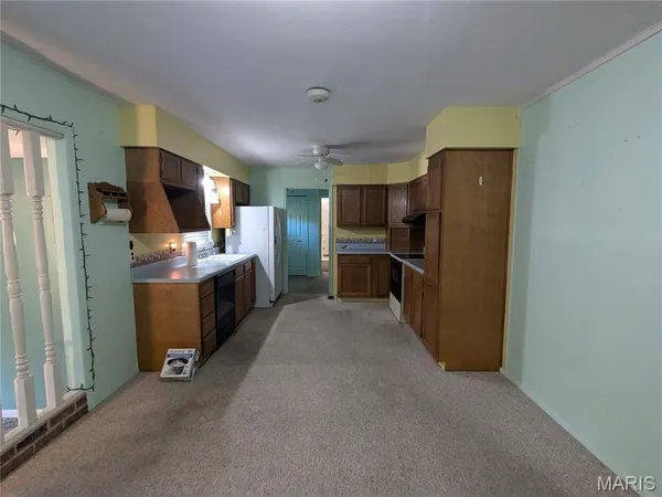 $260,000 | 19503 North Moonbeam Lane, Mount Vernon, IL 62864