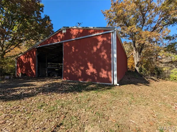 $260,000 | 19503 North Moonbeam Lane, Mount Vernon, IL 62864