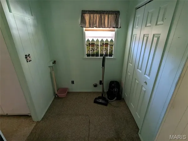 $260,000 | 19503 North Moonbeam Lane, Mount Vernon, IL 62864