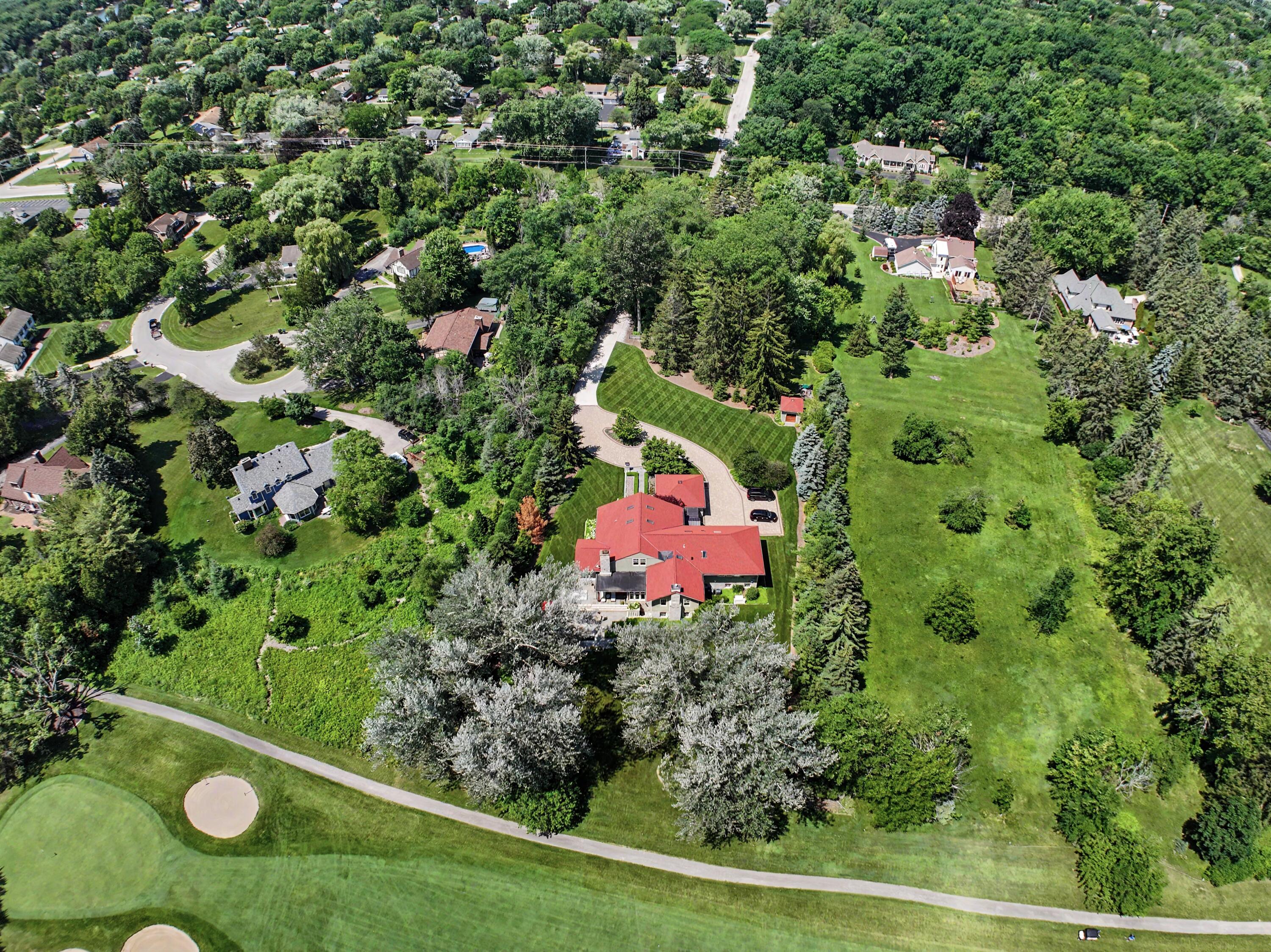 12138 North River Road Mequon, WI 53092 - Photo 88 of 99 DJI_20260703125146_0071_D