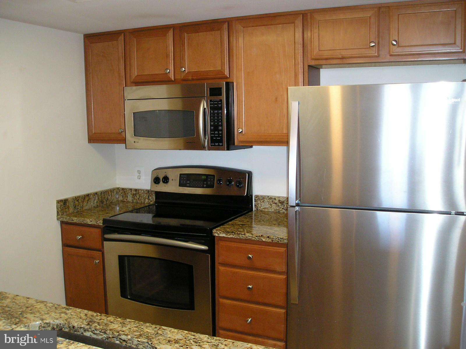 11800 Sunset Hills Road, Unit 503 Reston, VA 20190 - Photo 4 of 27 Kitchen