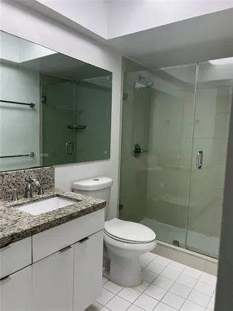 $2,600 | 195 Sunrise Drive, Unit 6, Key Biscayne, FL 33149