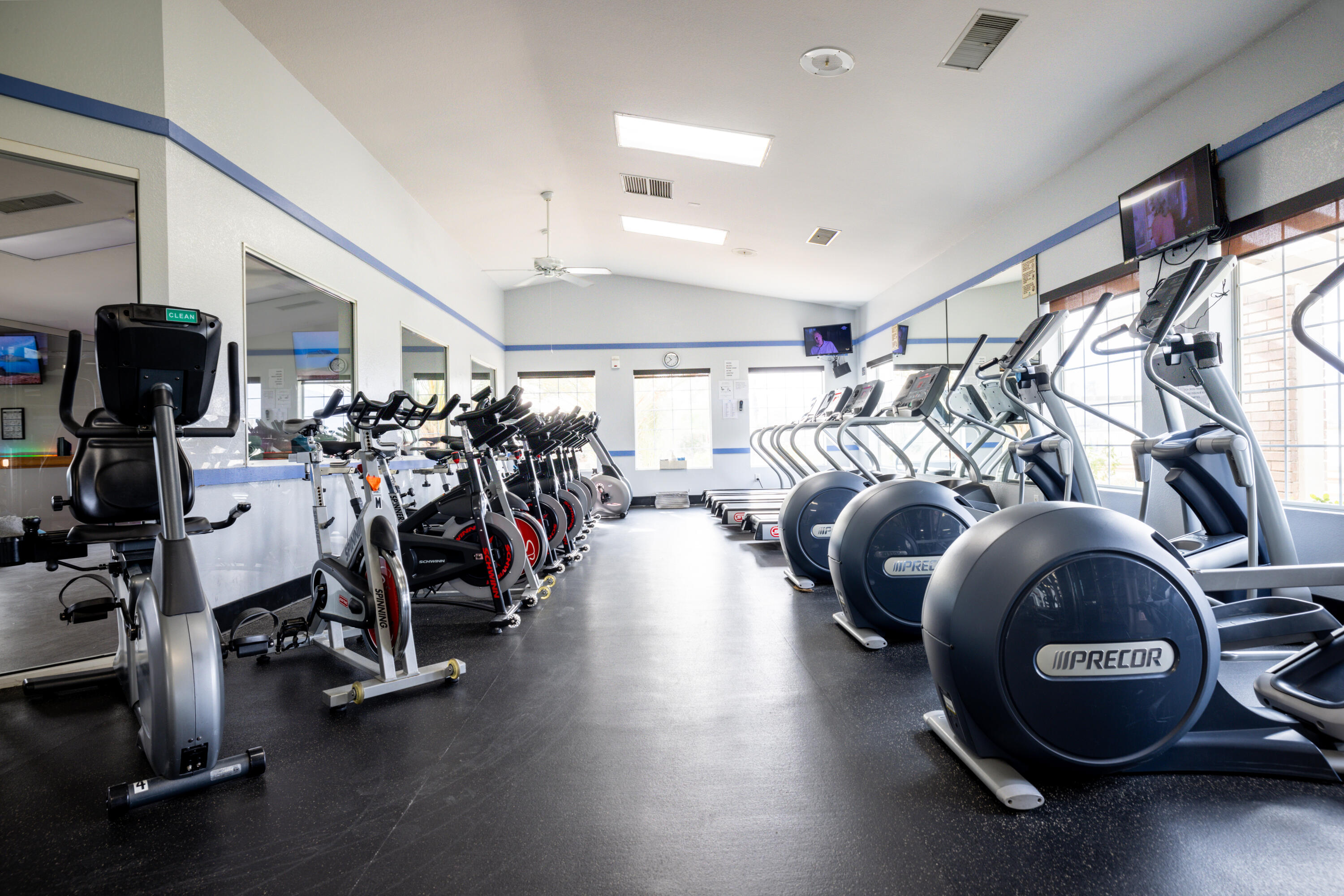49527 Wayne Street Indio, CA 92201 - Photo 103 of 147 104 hdrephoto.com-49527-wayne-st-534-HDR
