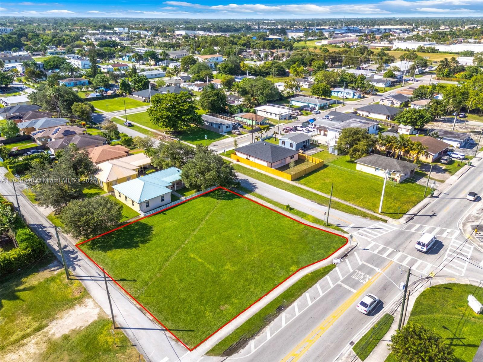 604 Southwest 6th Avenue Homestead, FL 33030 - Photo 11 of 18