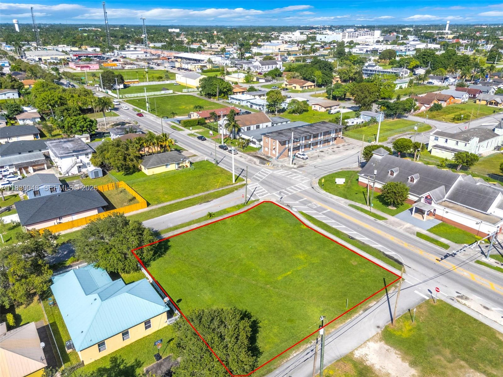 604 Southwest 6th Avenue Homestead, FL 33030 - Photo 13 of 18 an aerial view of tennis court