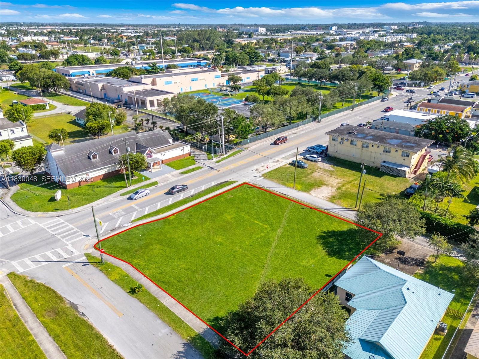 604 Southwest 6th Avenue Homestead, FL 33030 - Photo 5 of 18 an aerial view of tennis court