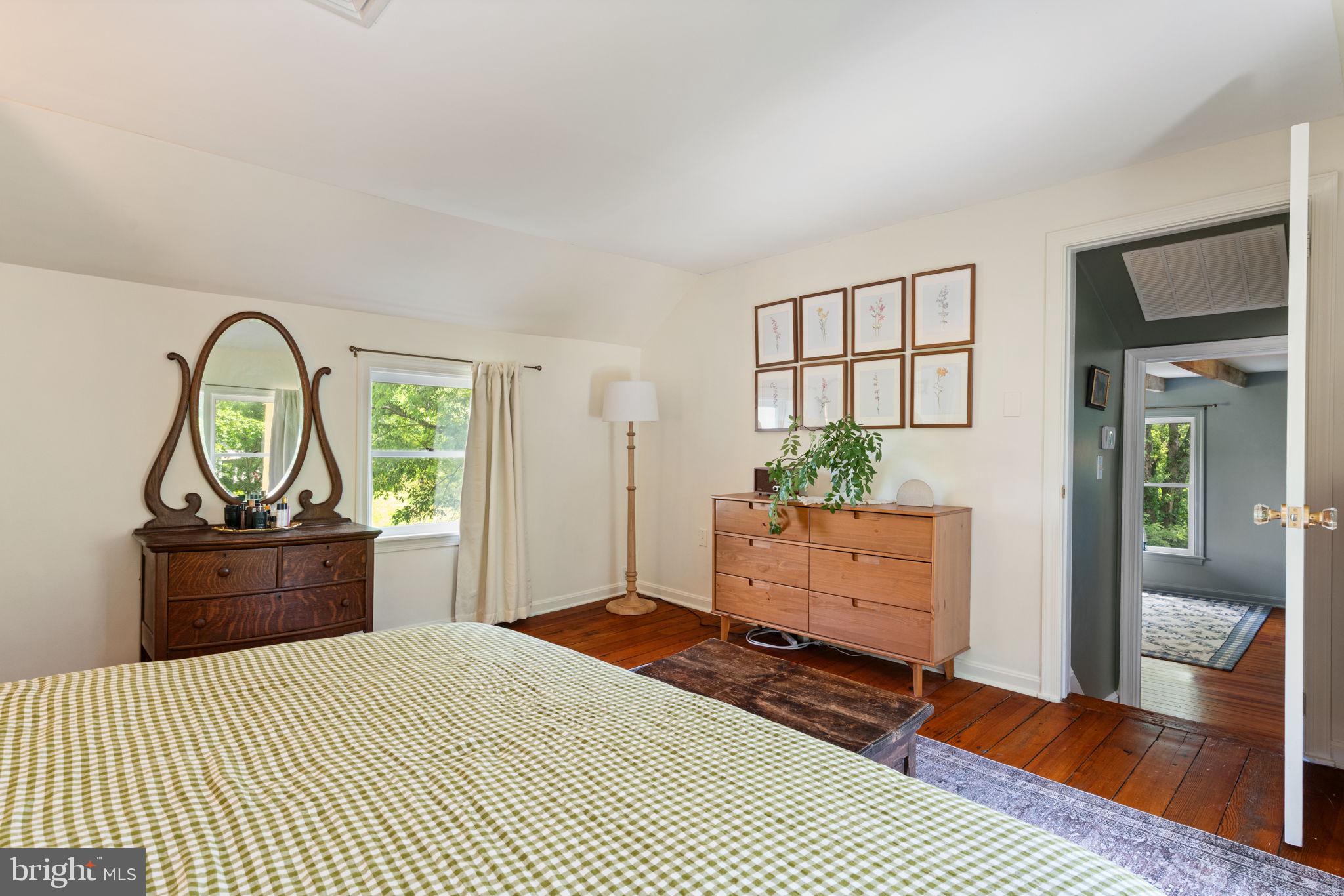8520 Maidstone Road Delaplane, VA 20144 - Photo 37 of 67 Primary Bedroom