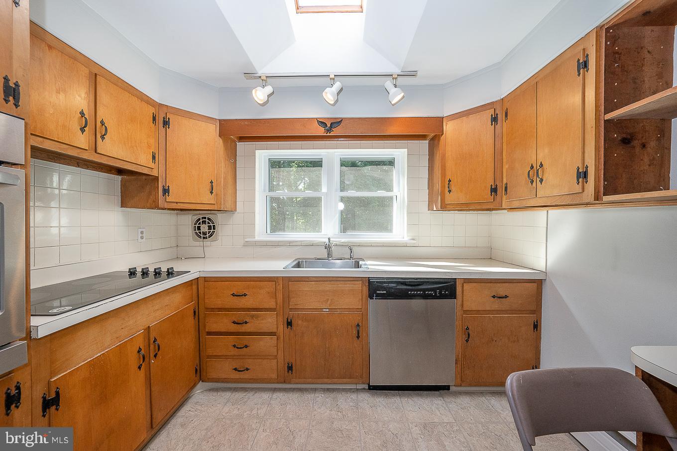 107 Glen Riddle Road Media, PA 19063 - Photo 8 of 81 Kitchen