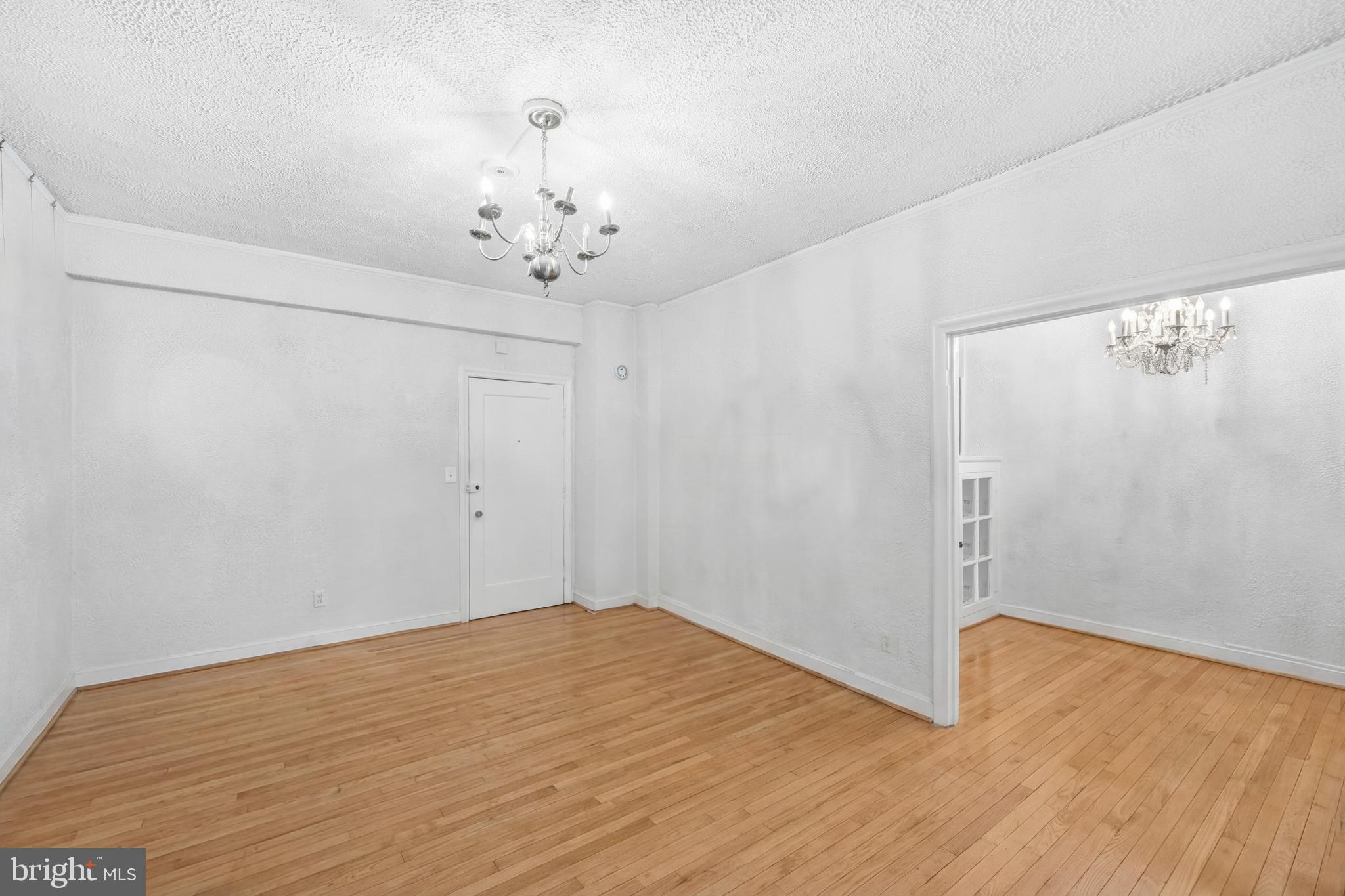 2032 Belmont Road Northwest, Unit 104 Washington, DC 20009 - Photo 3 of 22