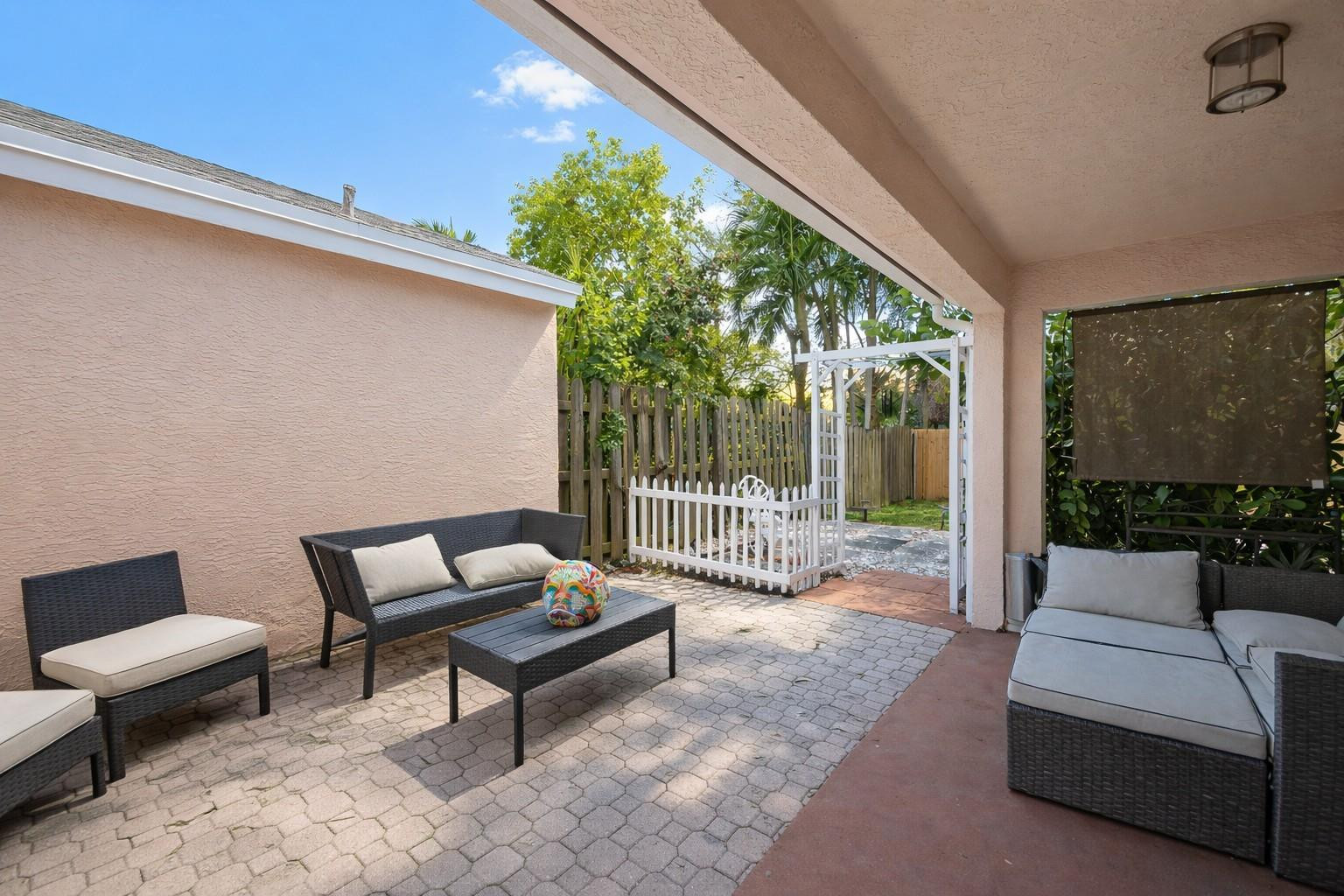 4425 Southwest 72nd Terrace Davie, FL 33314 - Photo 13 of 21 Photo 13
