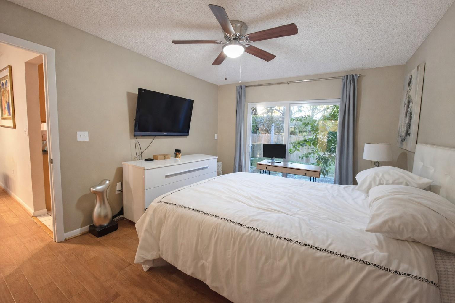 4425 Southwest 72nd Terrace Davie, FL 33314 - Photo 7 of 21 Photo 7