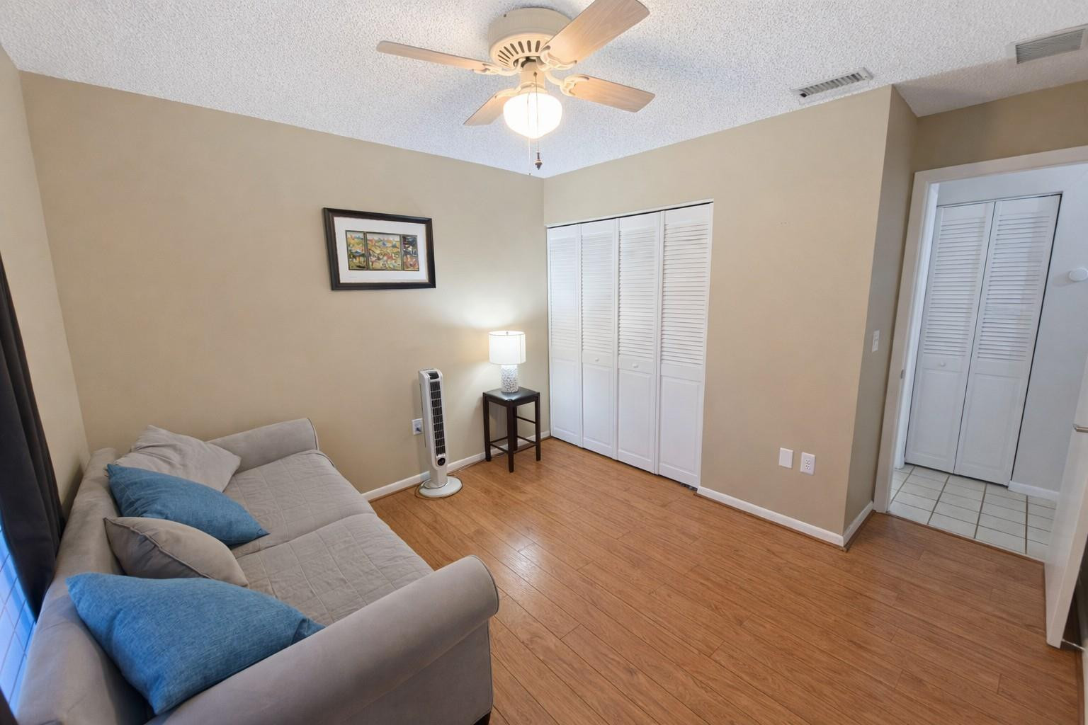 4425 Southwest 72nd Terrace Davie, FL 33314 - Photo 10 of 21 Photo 10