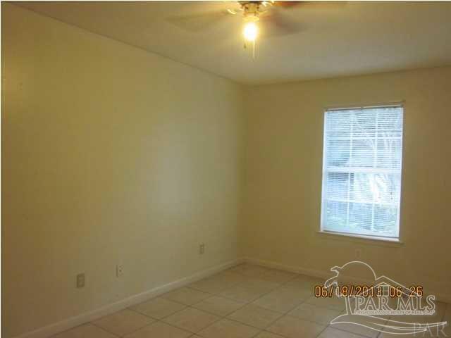 3428 Riverside Drive Pensacola, FL 32514 - Photo 7 of 11