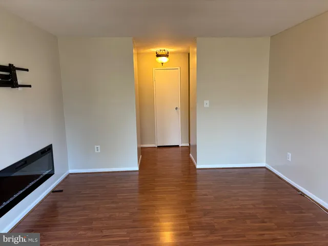 $2,295 | 6966 Hanover Parkway, Greenbelt, MD 20770