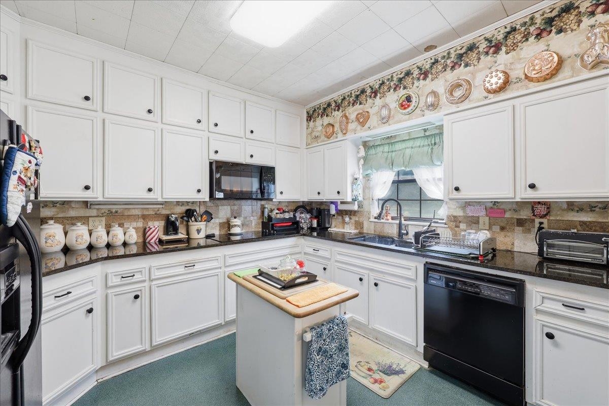 3407 Old Kountze Road Silsbee, TX 77656 - Photo 17 of 49