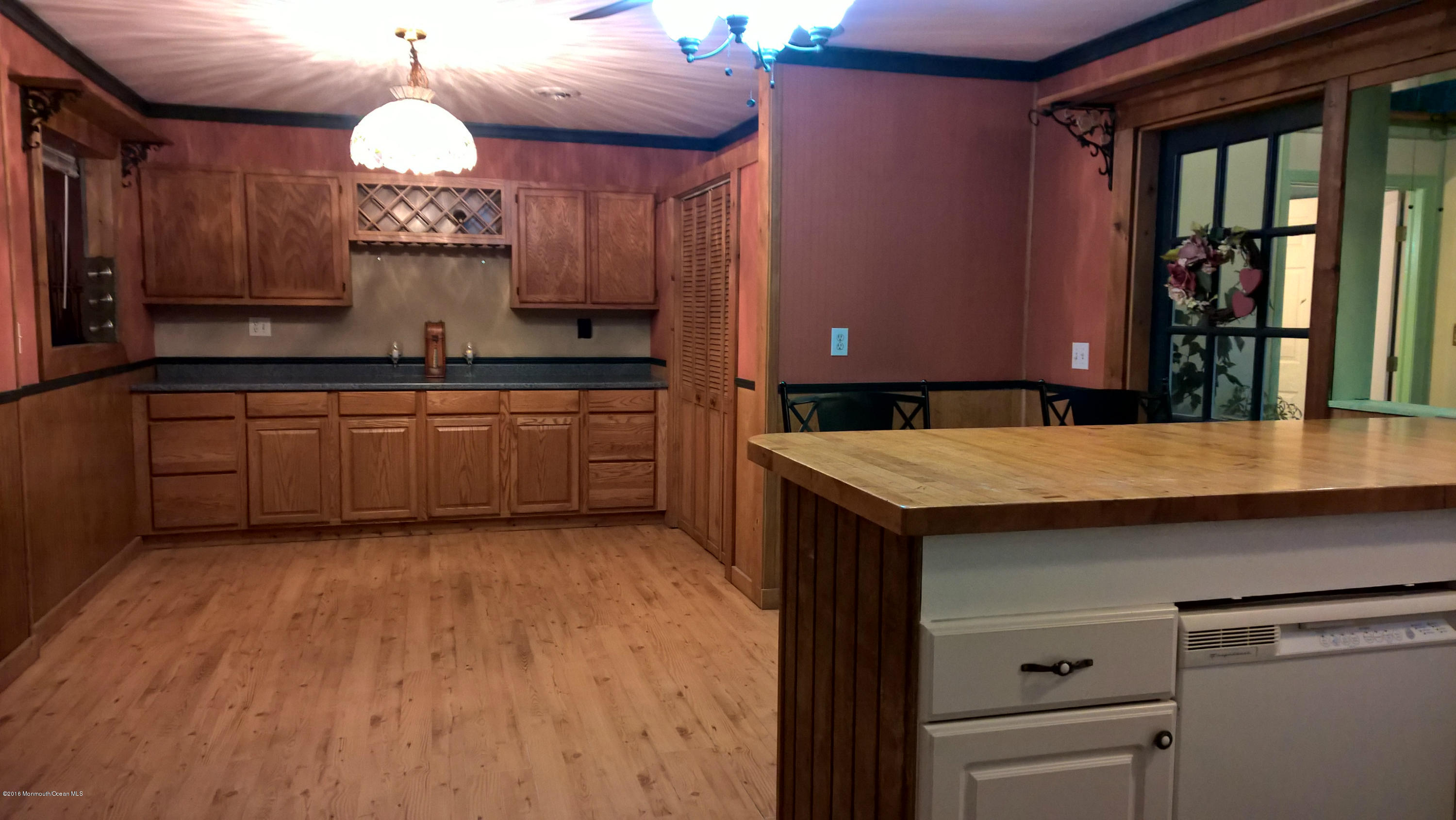 925 Toms River Road Jackson, NJ 08527 - Photo 8 of 27 kitchen eat-in