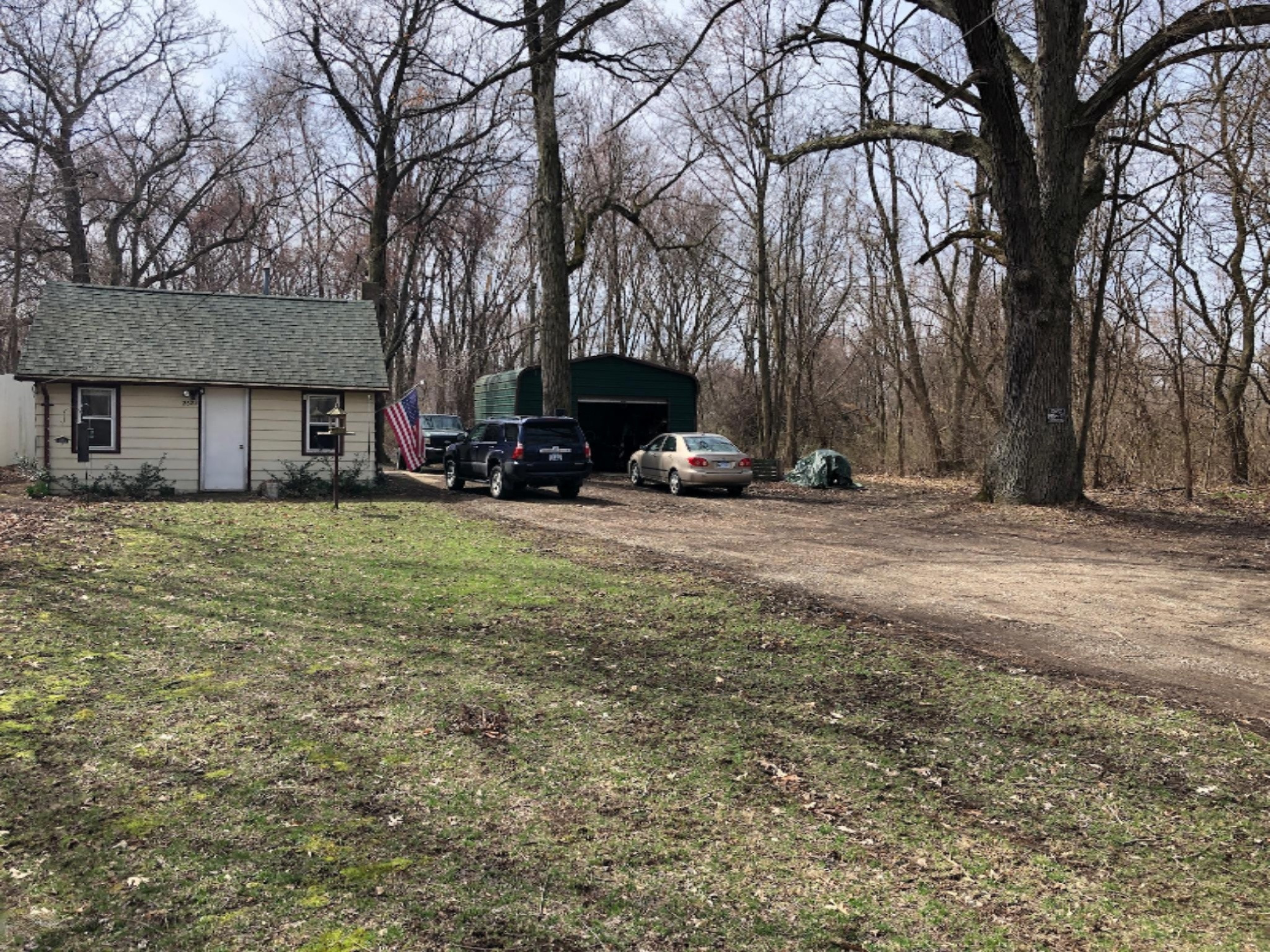 2622 Territorial Road Benton Harbor, MI 49022 - Photo 1 of 13 IMG_0305