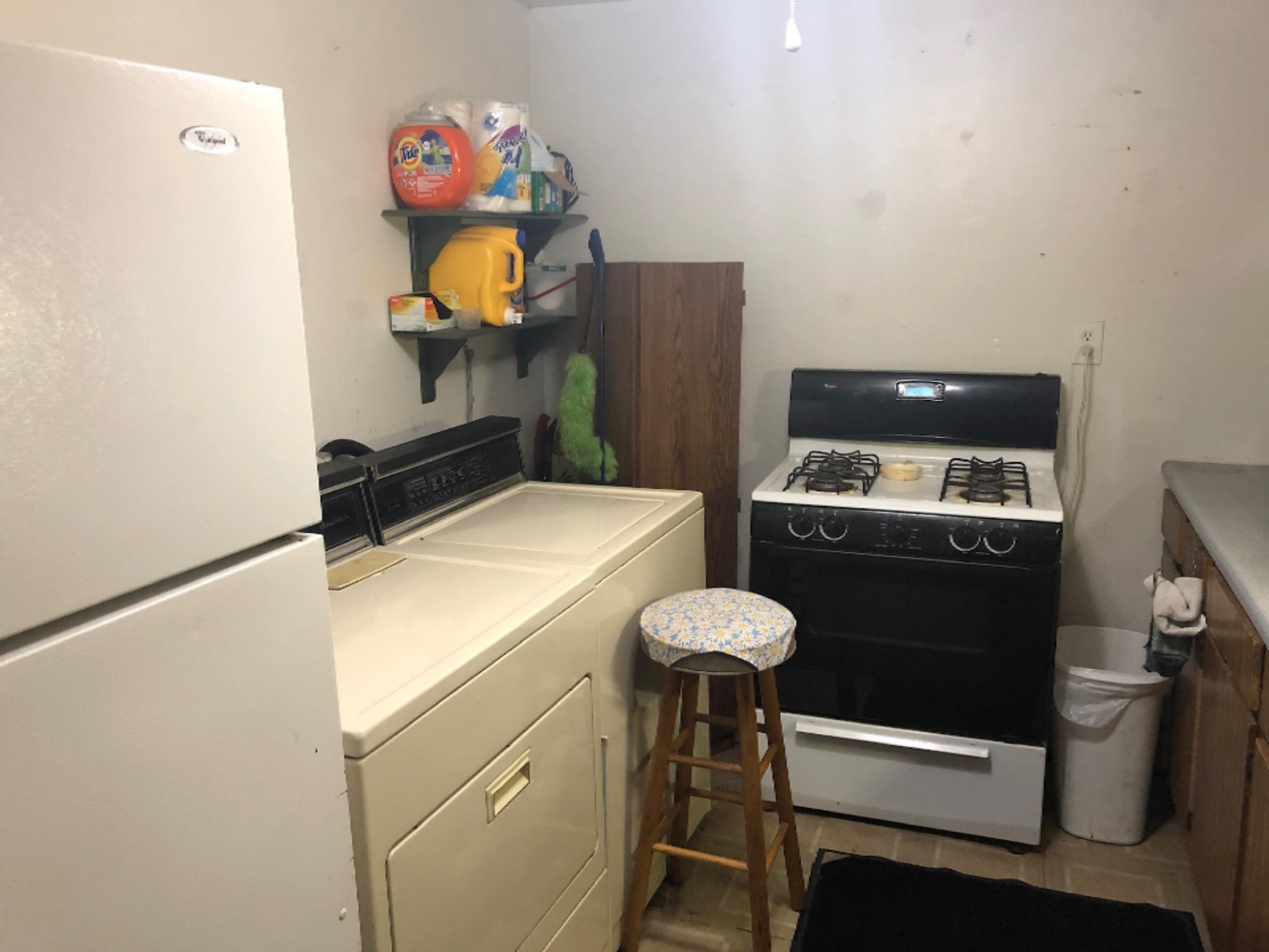 2622 Territorial Road Benton Harbor, MI 49022 - Photo 11 of 13 IMG_0318_2