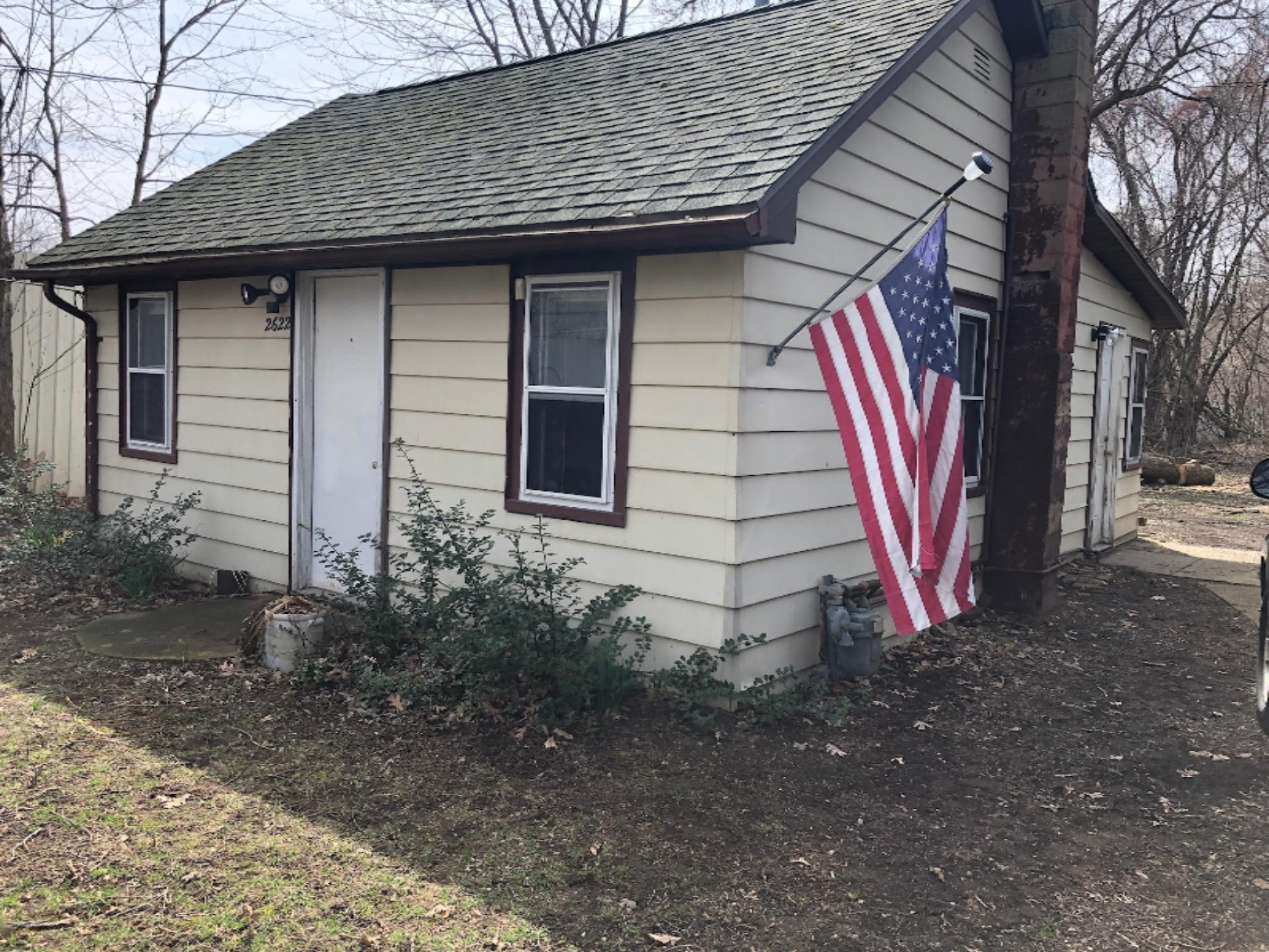 2622 Territorial Road Benton Harbor, MI 49022 - Photo 3 of 13 IMG_0307