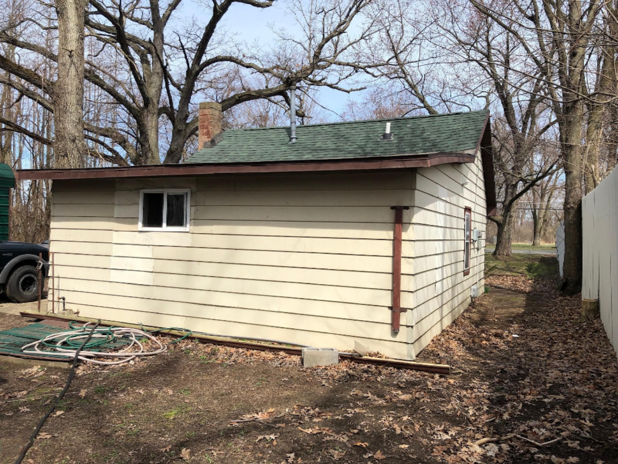 2622 Territorial Road Benton Harbor, MI 49022 - Photo 5 of 13 IMG_0309