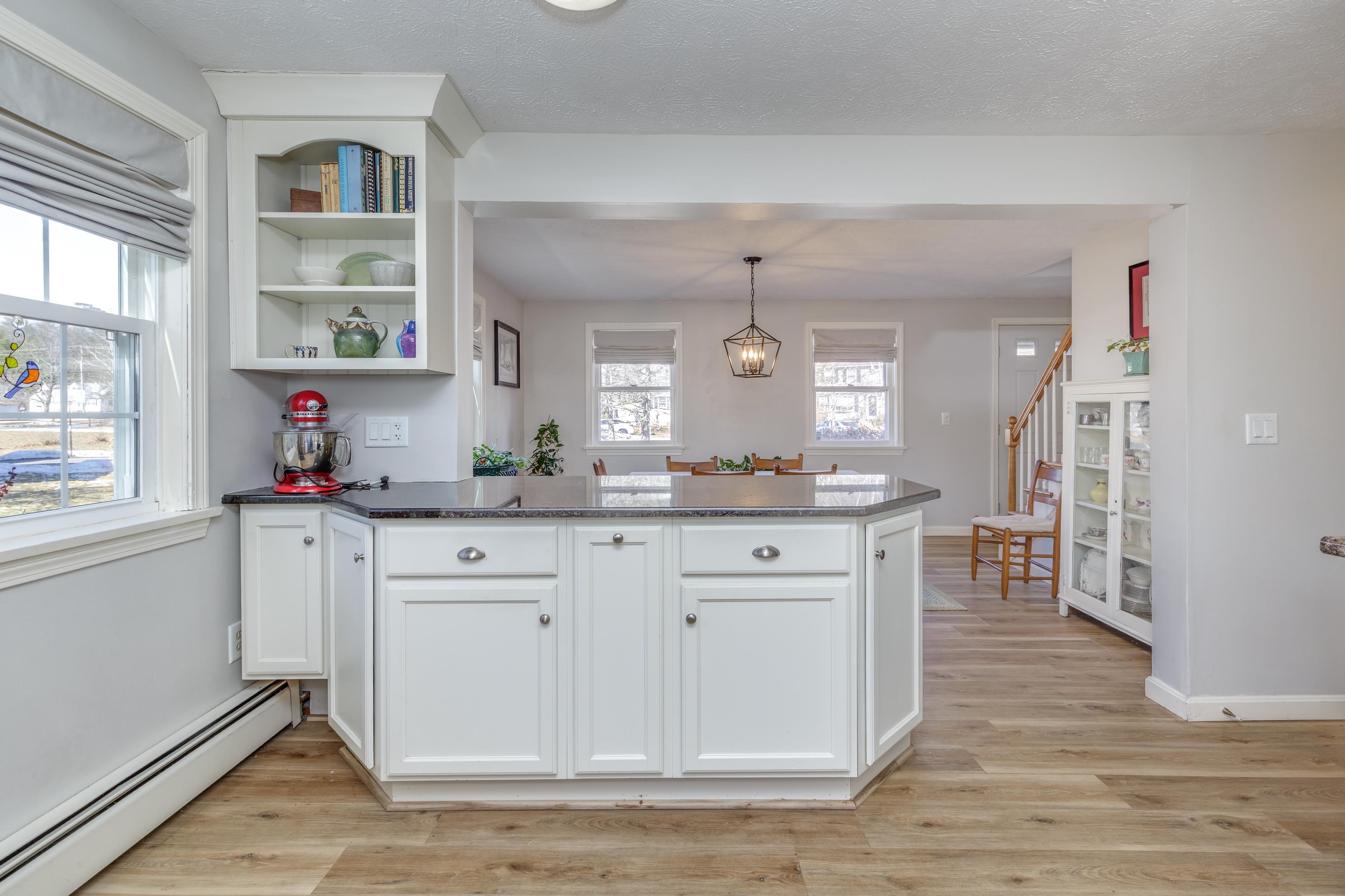 6 Crawford Road Concord, NH 03303 - Photo 5 of 50