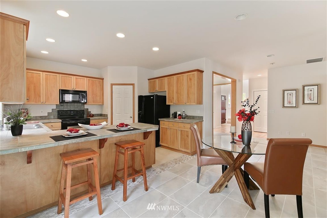 5818 Southeast 2nd Court Renton, WA 98059 - Photo 10 of 17