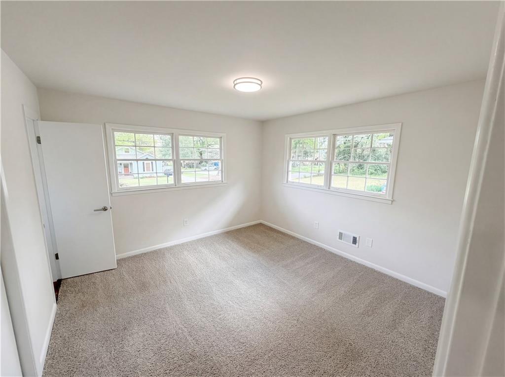 96 Greene Street Northeast Fairburn, GA 30213 - Photo 11 of 17