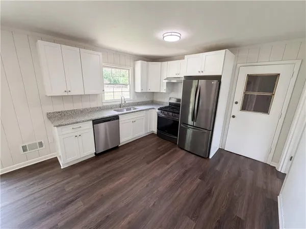 $219,000 | 96 Greene Street Northeast, Fairburn, GA 30213