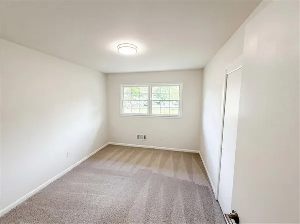 $219,000 | 96 Greene Street Northeast, Fairburn, GA 30213