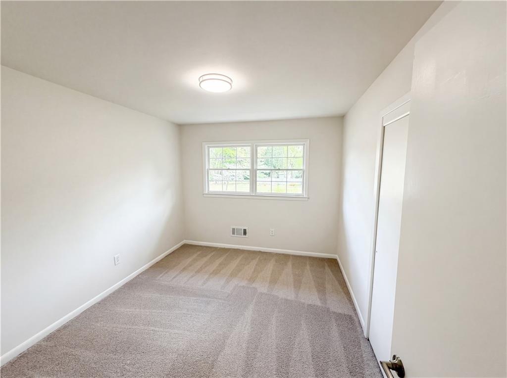 96 Greene Street Northeast Fairburn, GA 30213 - Photo 9 of 17