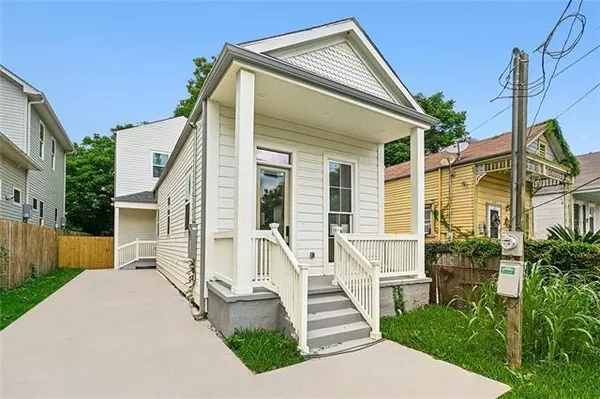$2,600 | 1514 General Ogden Street, New Orleans, LA 70118