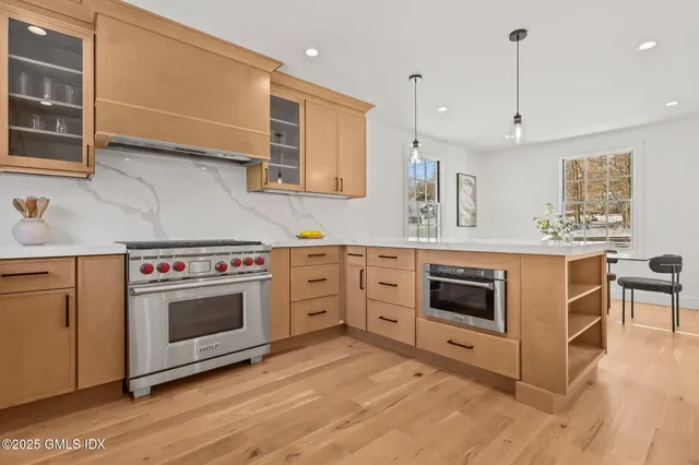 $1,849,000 | 18 Sound Beach Avenue, Old Greenwich, CT 06870