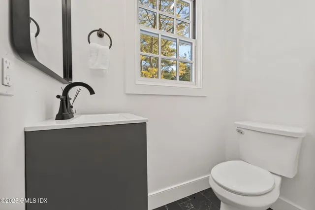 $1,849,000 | 18 Sound Beach Avenue, Old Greenwich, CT 06870