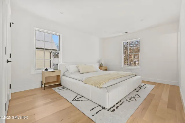 $1,849,000 | 18 Sound Beach Avenue, Old Greenwich, CT 06870