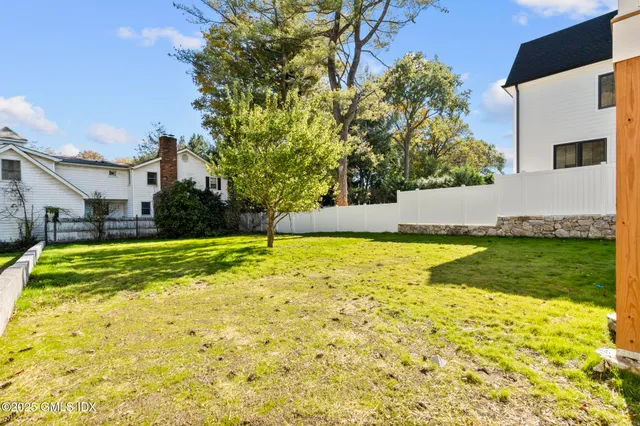 $1,849,000 | 18 Sound Beach Avenue, Old Greenwich, CT 06870