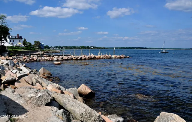 $1,849,000 | 18 Sound Beach Avenue, Old Greenwich, CT 06870