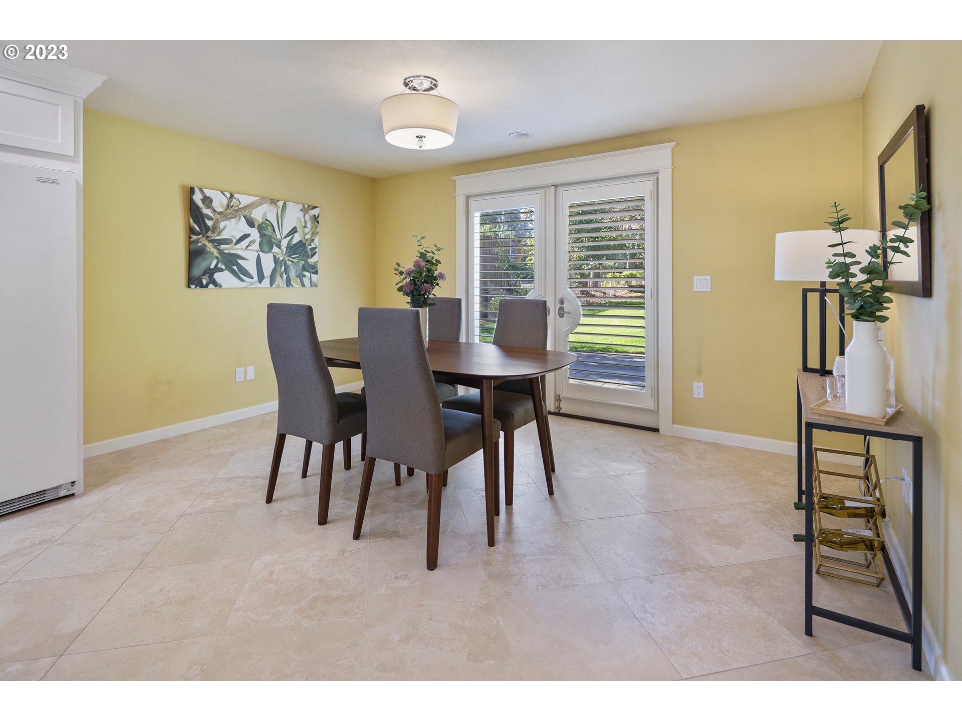 9227 Southwest Davies Road Beaverton, OR 97008 - Photo 11 of 22 Gallery Image 11