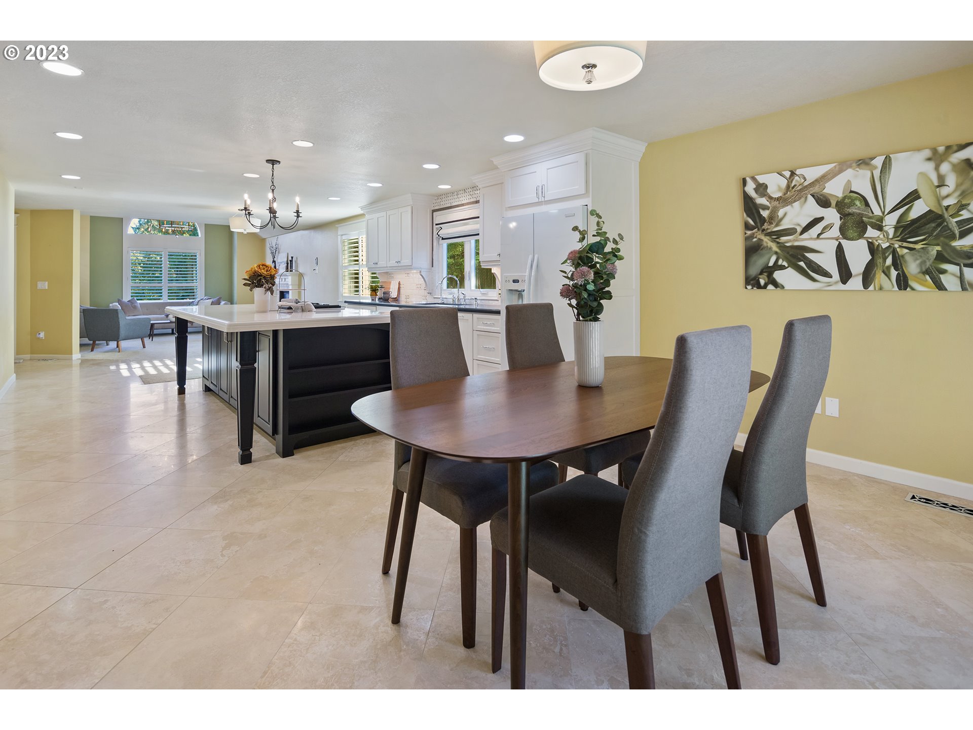 9227 Southwest Davies Road Beaverton, OR 97008 - Photo 12 of 22 Gallery Image 12