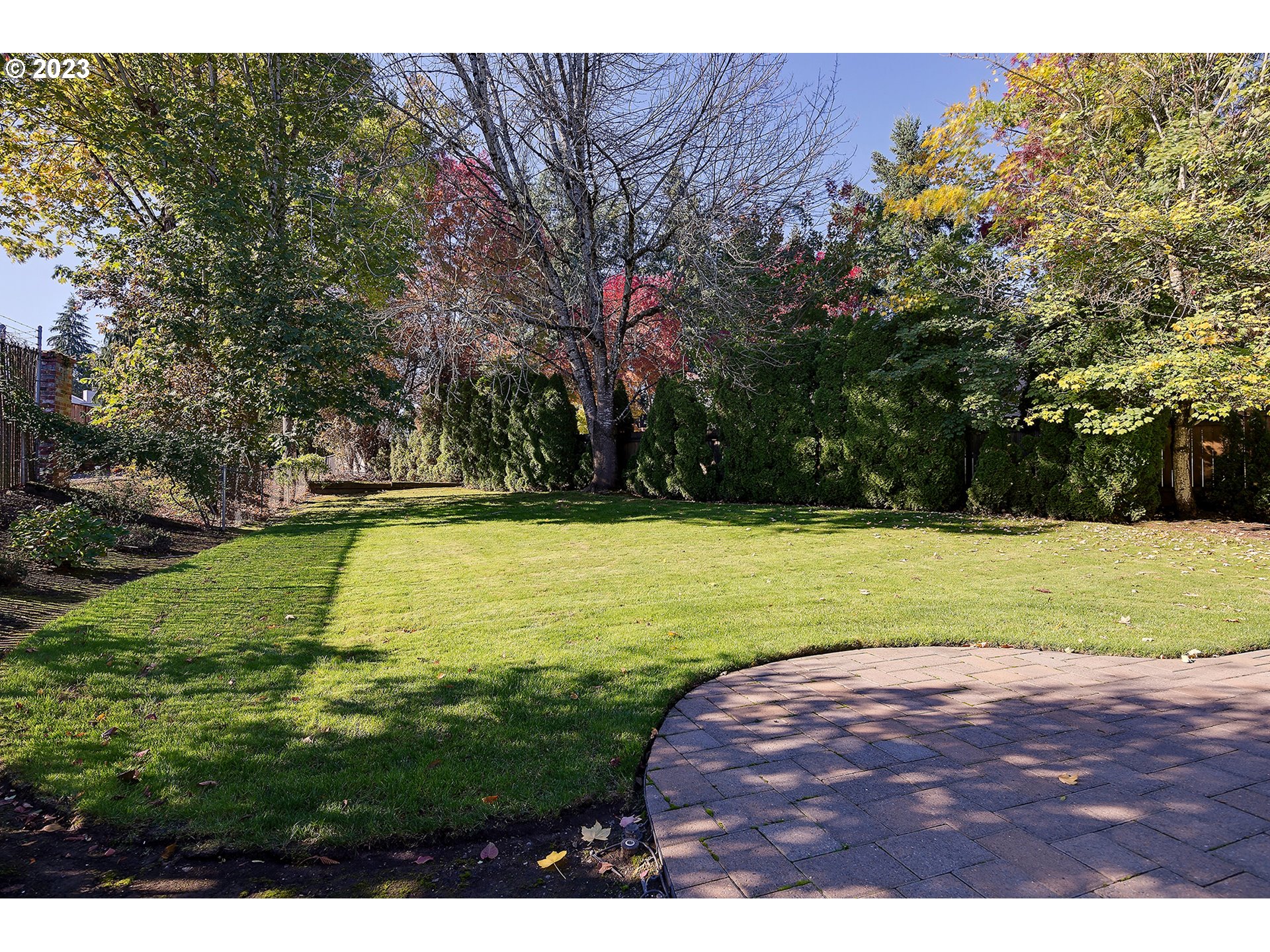 9227 Southwest Davies Road Beaverton, OR 97008 - Photo 21 of 22 Gallery Image 21