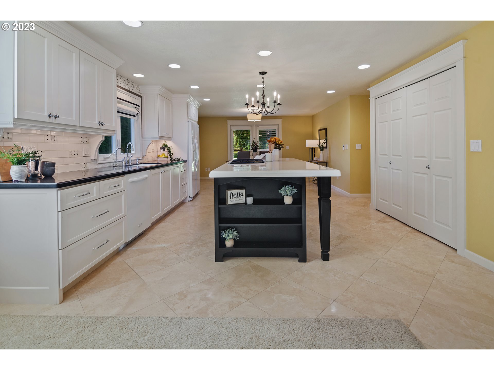 9227 Southwest Davies Road Beaverton, OR 97008 - Photo 7 of 22 Gallery Image 7