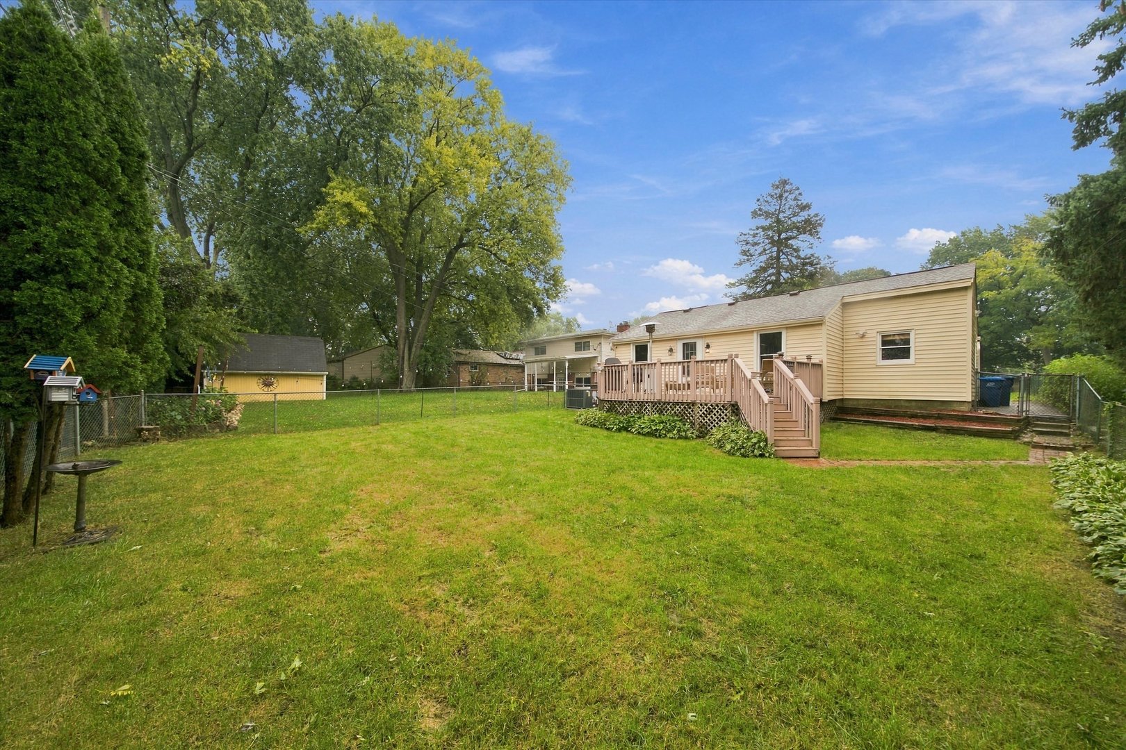 2250 Corona Road Waukegan, IL 60087 - Photo 34 of 39 Gallery Image 34