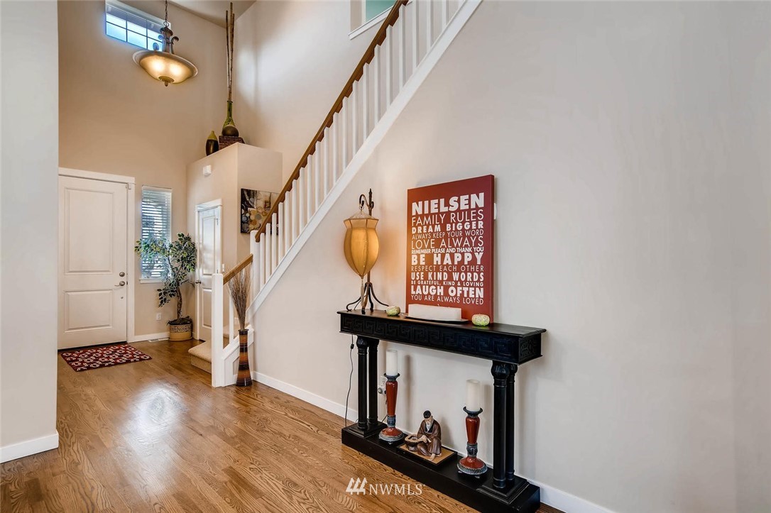 3927 222nd Place Southeast Bothell, WA 98021 - Photo 2 of 22