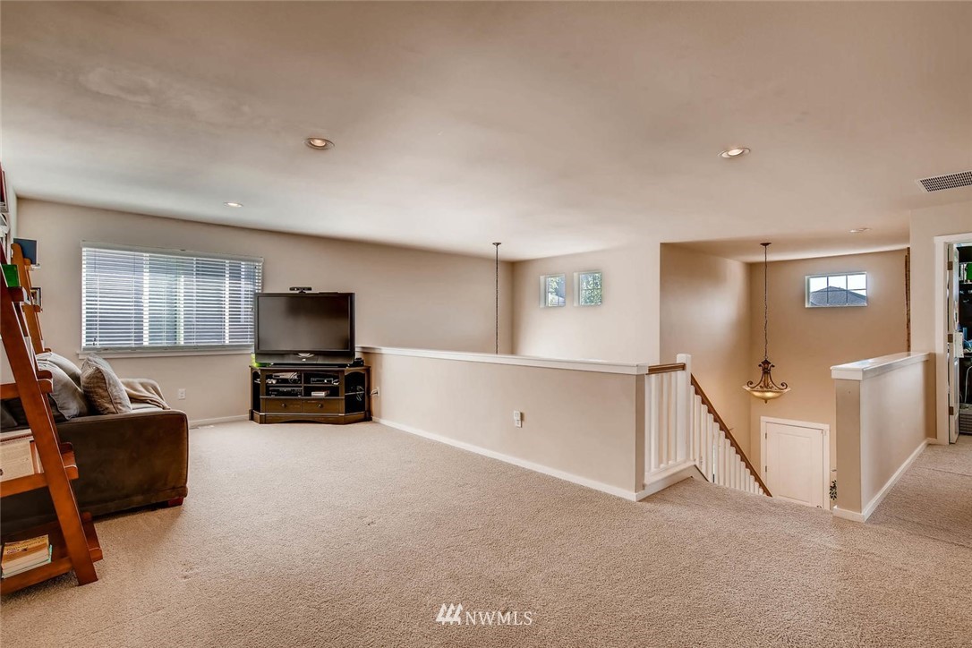 3927 222nd Place Southeast Bothell, WA 98021 - Photo 18 of 22