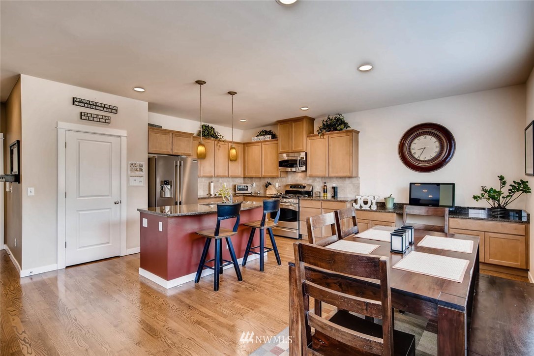 3927 222nd Place Southeast Bothell, WA 98021 - Photo 6 of 22