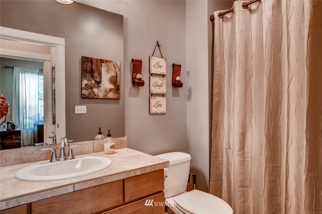 3927 222nd Place Southeast Bothell, WA 98021 - Photo 10 of 22
